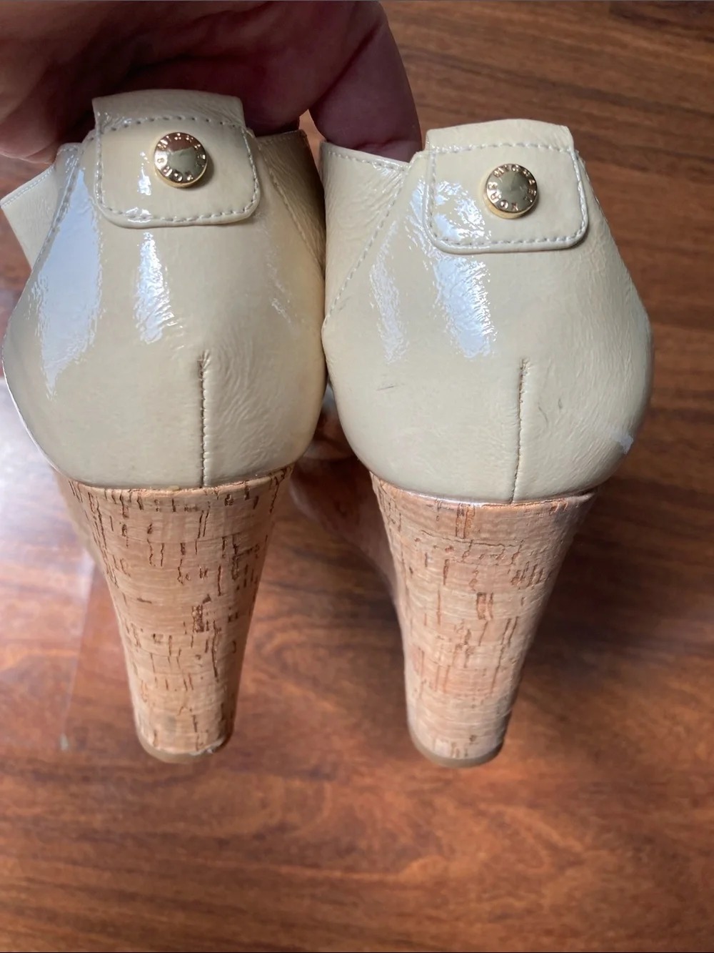 MICHAEL Michael Kors Nude Beige Leather Wedge Heels Sz 7.5